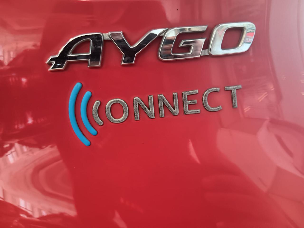Toyota Aygo 1.0 12V VVT-i 5 porte Active Connect