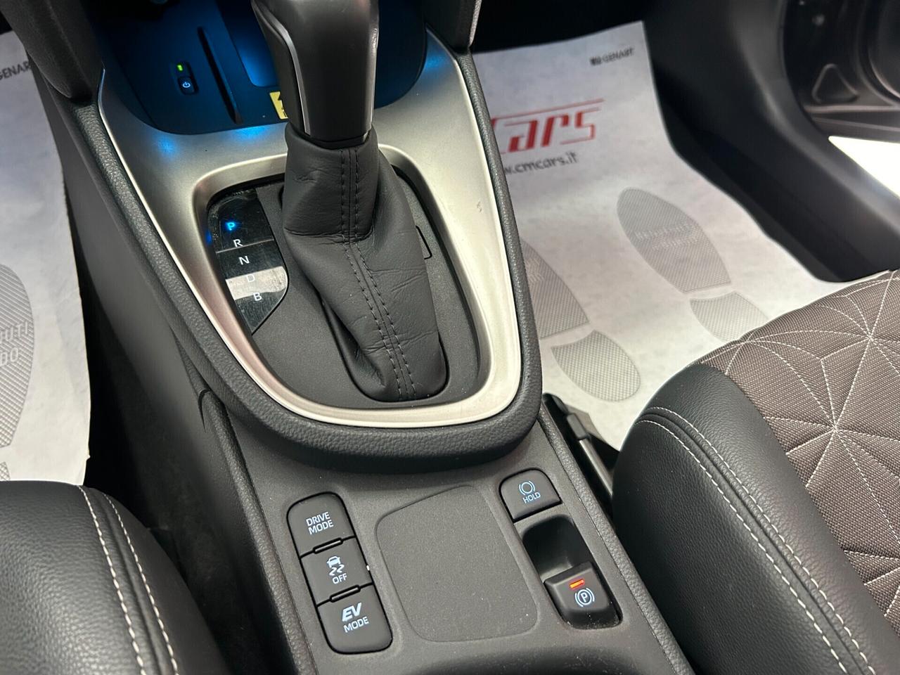Toyota Yaris Cross 1.5h Hybrid 116cv e-cvt auto Lounge Tetto ITALIANA
