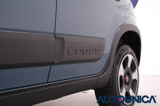 FIAT Panda CROSS 4x4 0.9 TWINAIR TURBO S&S NEOPATENTATI