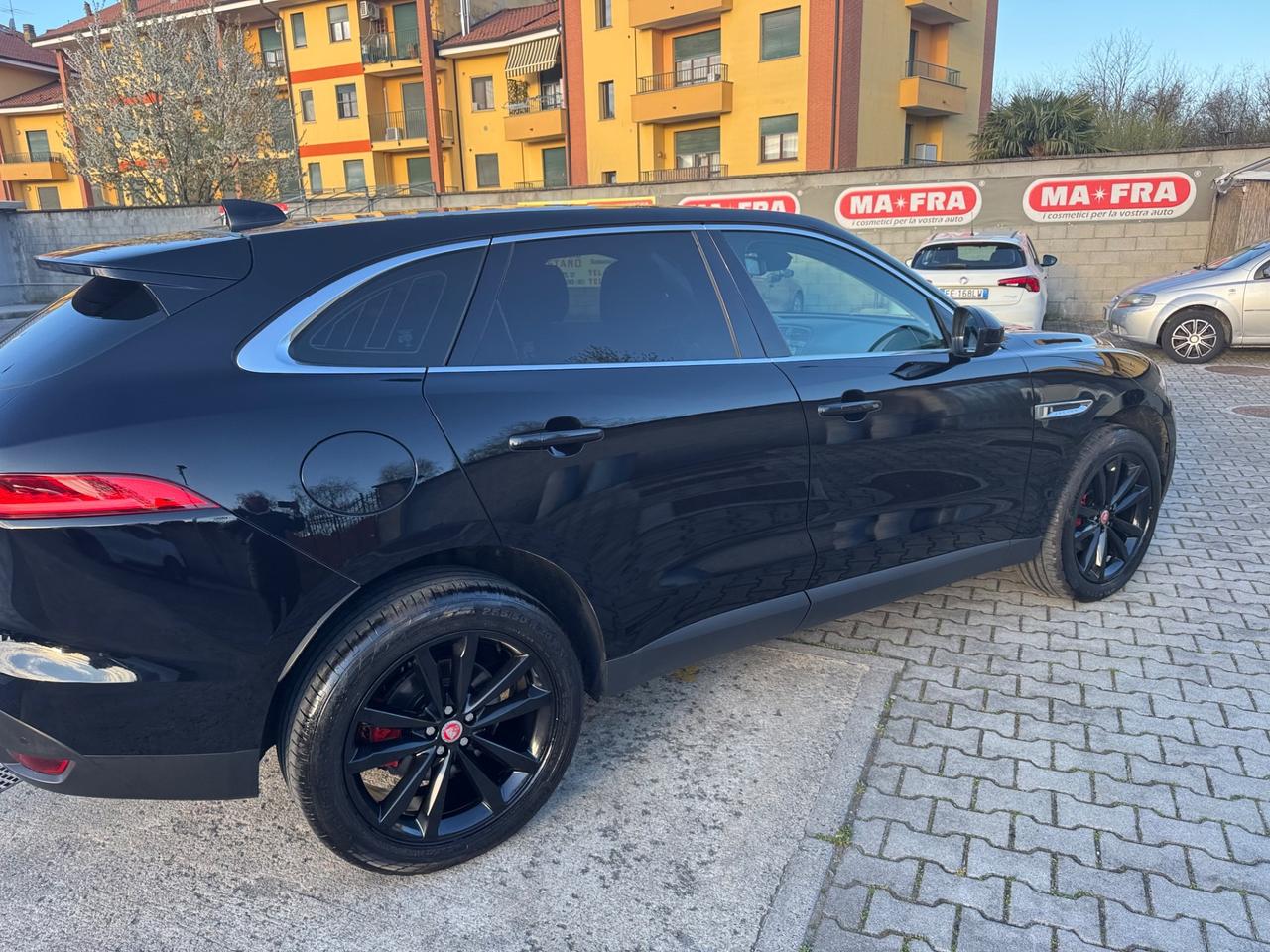 Jaguar F-Pace 2.0 D 180 CV 4x4 Euro 6b