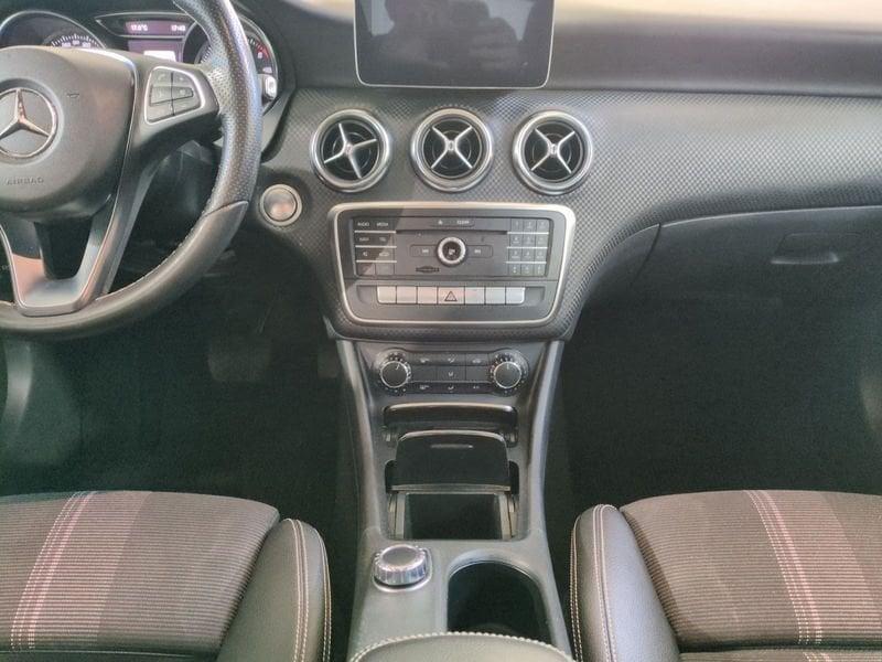 Mercedes-Benz Classe A A 180 d Automatic Sport