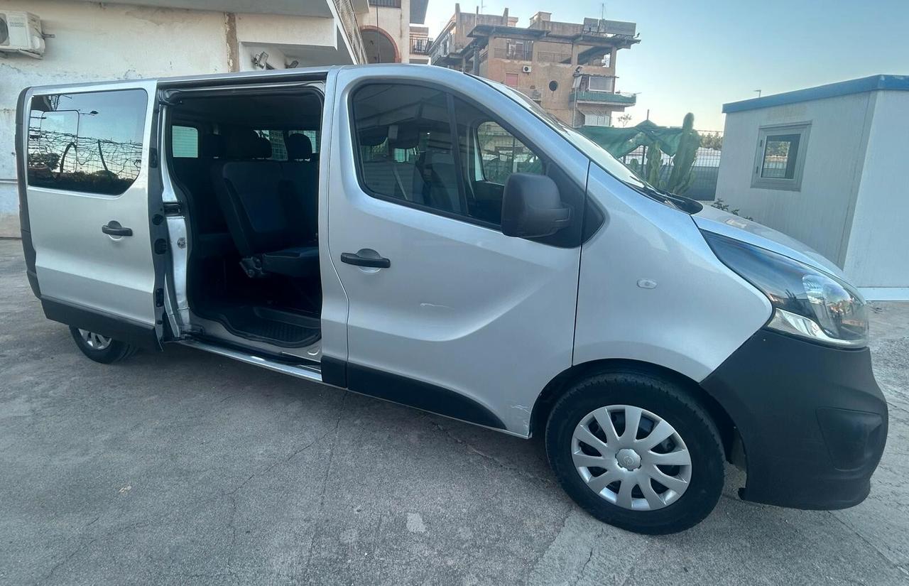 Vivaro 29 1.6 BiTurbo 125cv 2019 9Posti