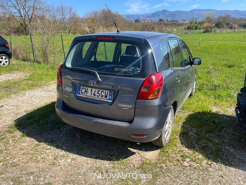 Toyota Corolla Corolla Verso 1.6 vvt-i INCIDENTATA