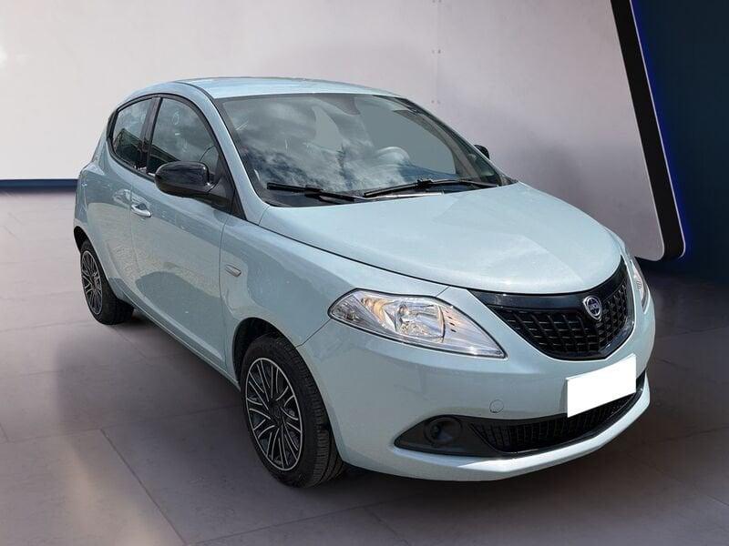 Lancia Ypsilon NUOVA My24 402 Oro 1.0