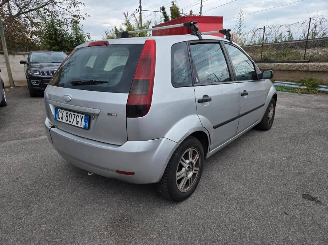 Ford Fiesta 1.4 tdci Ghia 5p