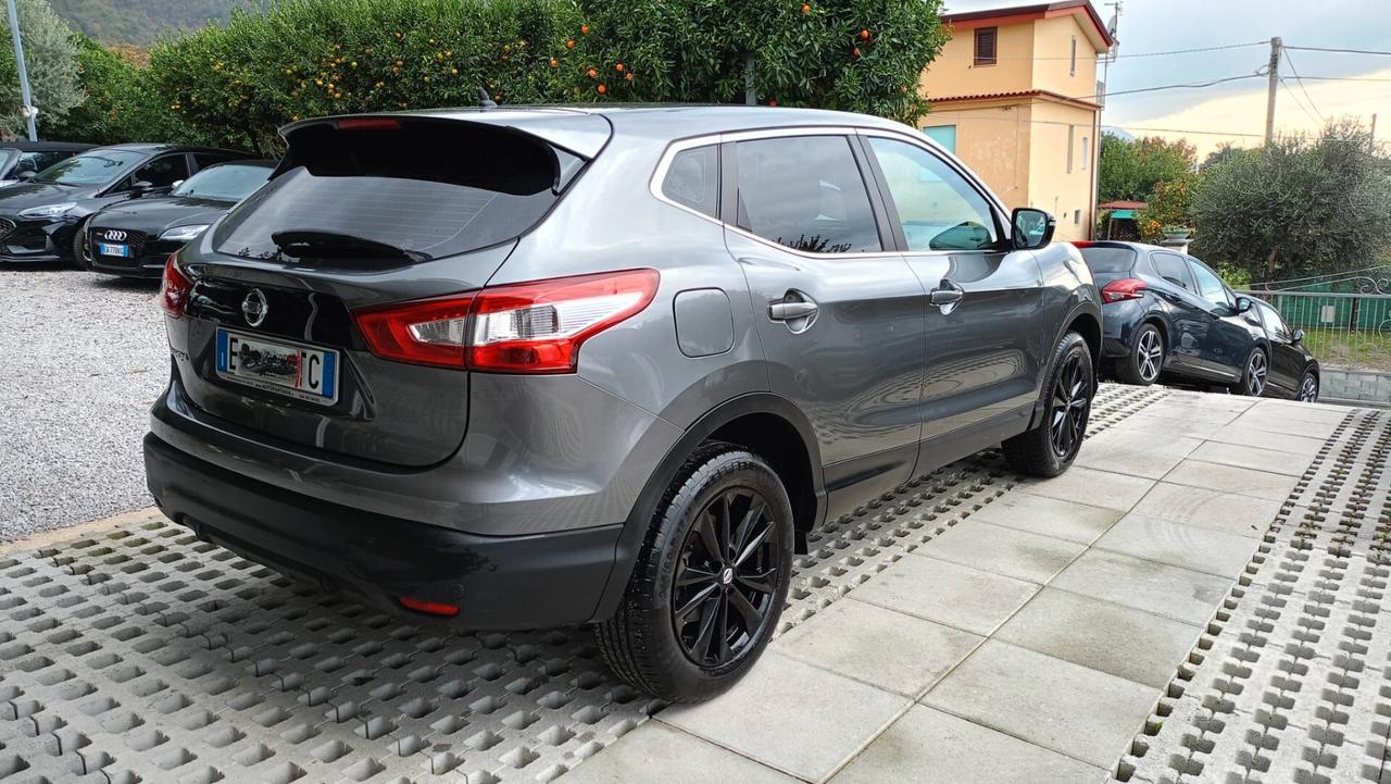 Nissan Qashqai 1.2 DIG-T Tekna