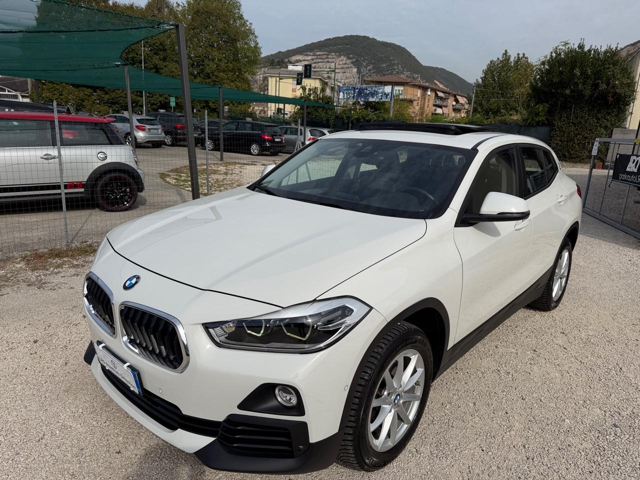 Bmw X2 sDrive18d Business-X