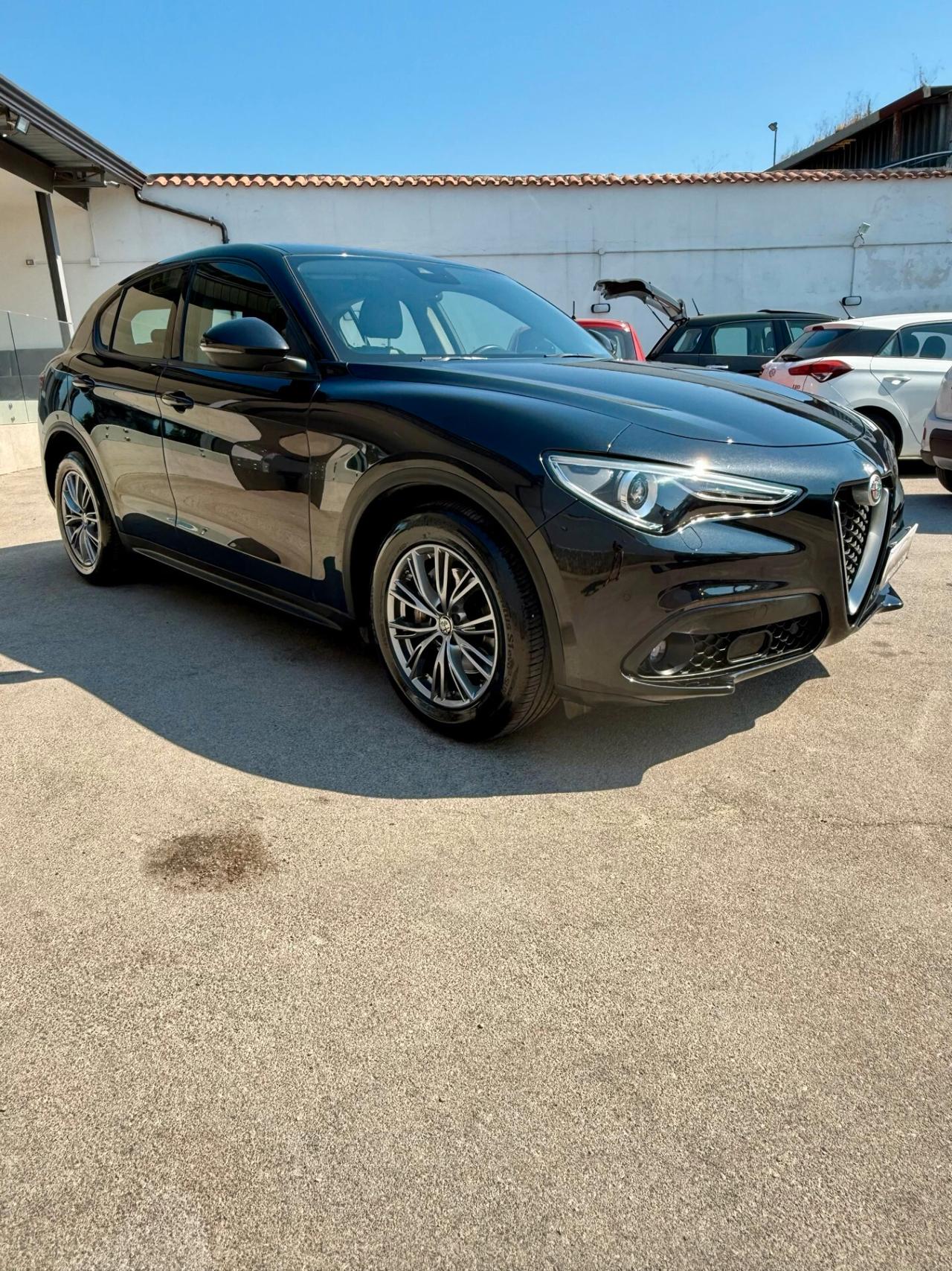 Alfa Romeo Stelvio 2.2 Turbodiesel 180 CV AT8 RWD Super