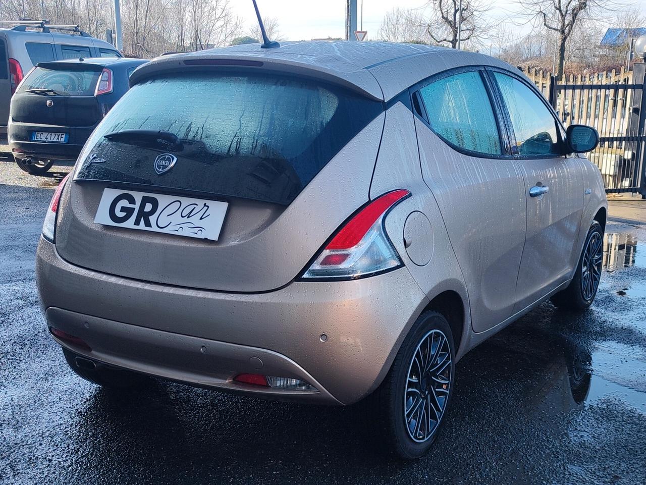 Lancia Ypsilon 1.2 69 CV 5 porte GPL Ecochic Gold