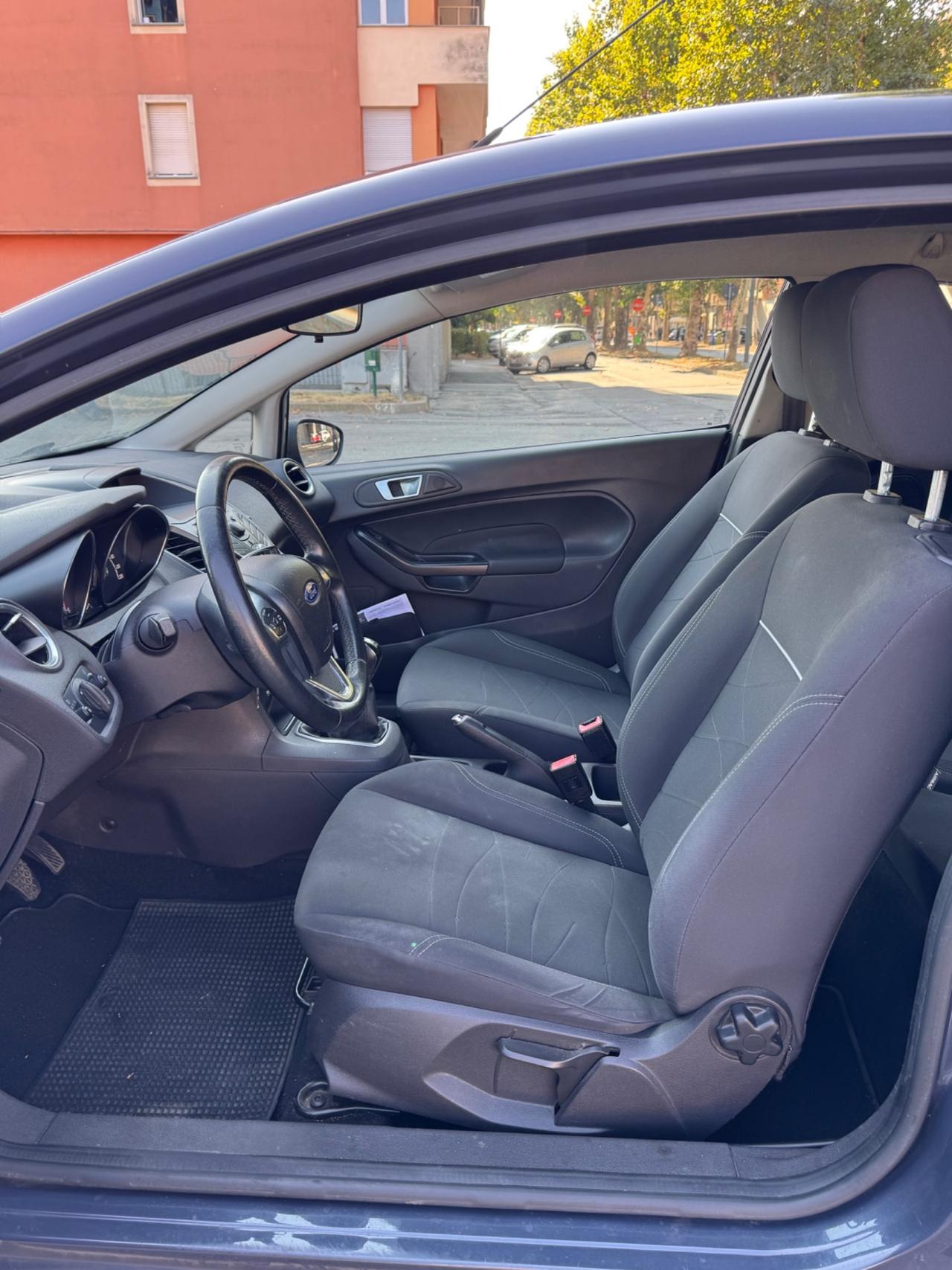 Ford Fiesta 1.5 TDCi 75CV 3 porte Titanium
