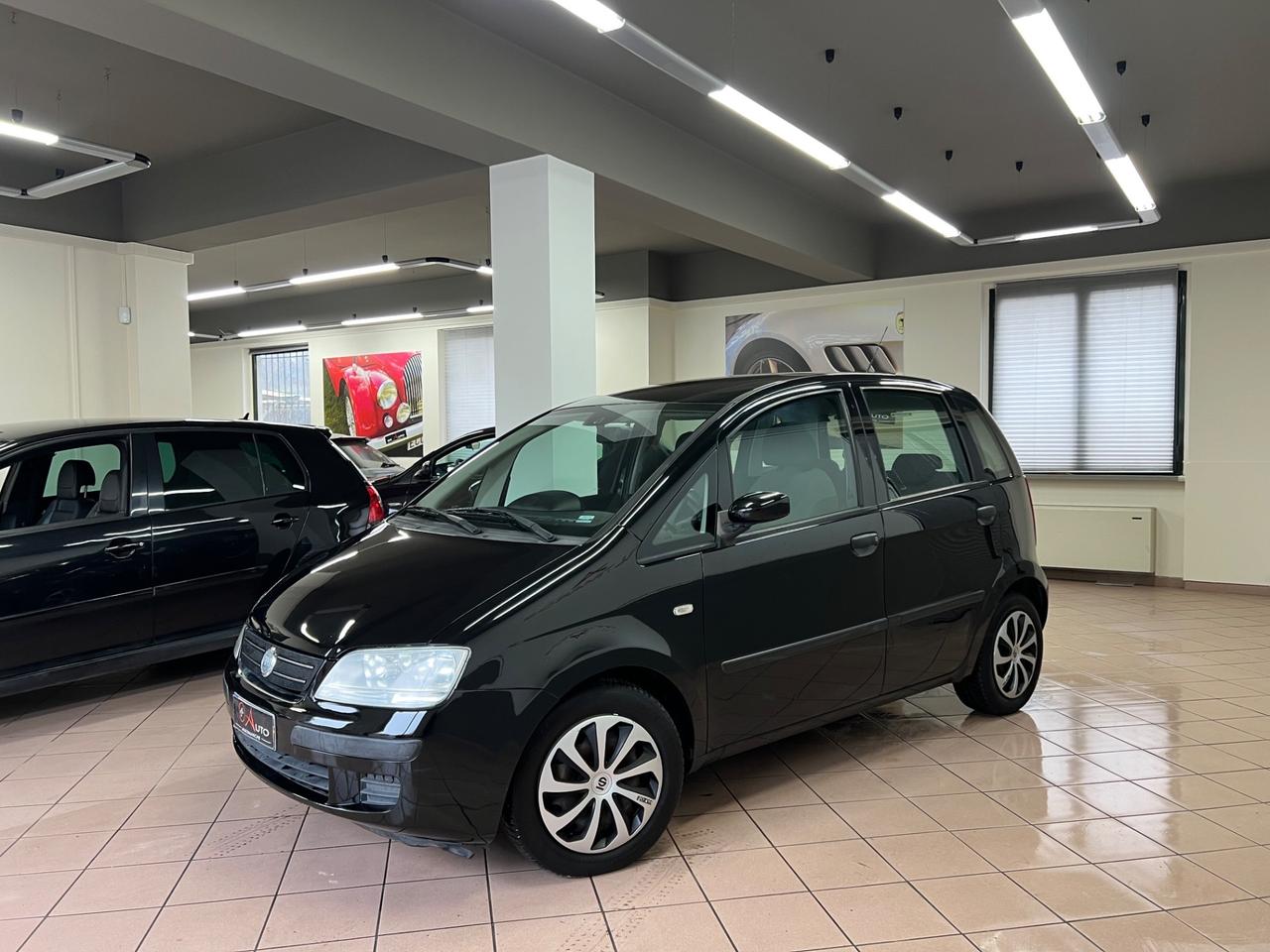 Fiat Idea 1.2 16V BlackLabel