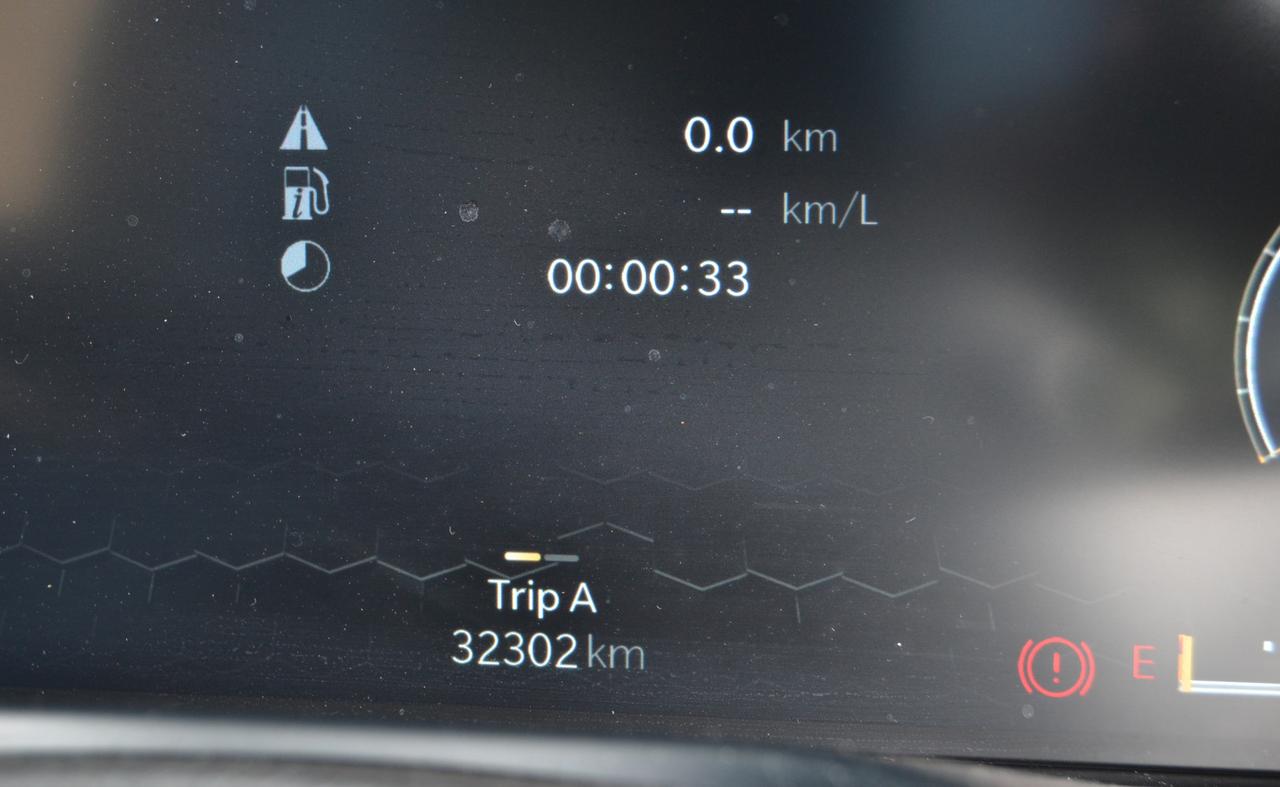 JEEP COMPASS - MY23 LIMITED 1.6 DIESEL 130cv