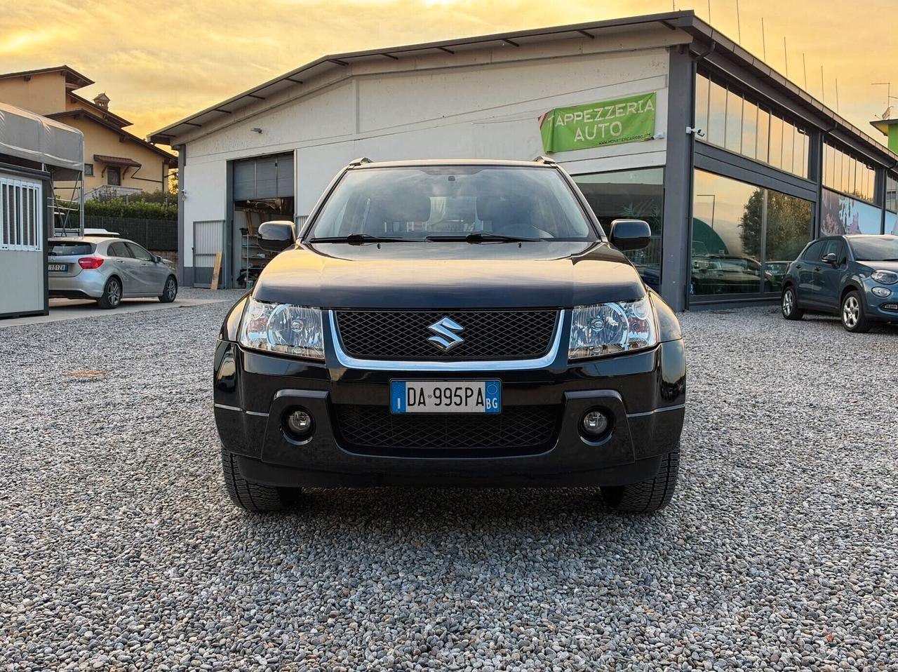 Suzuki Grand Vitara 1.9 DDiS 3 porte OK NEOPATENTATI