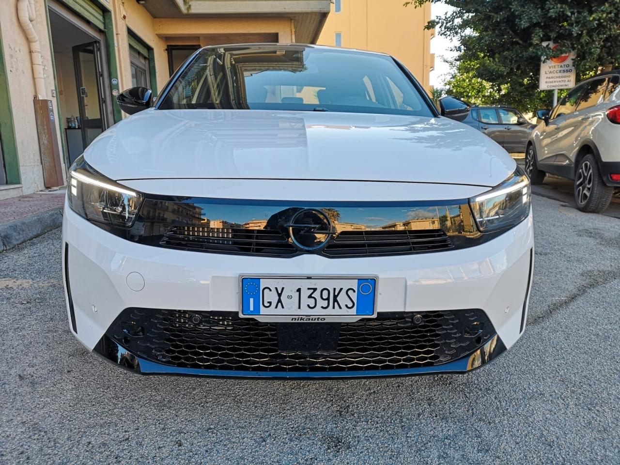 OPEL Corsa 1.2 - 100CV GS Line 2025