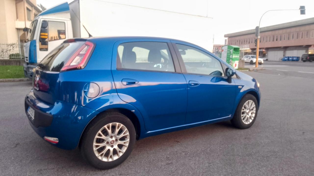 Fiat Punto Evo 1.2 BZ 2012 neopatentati 5 porte