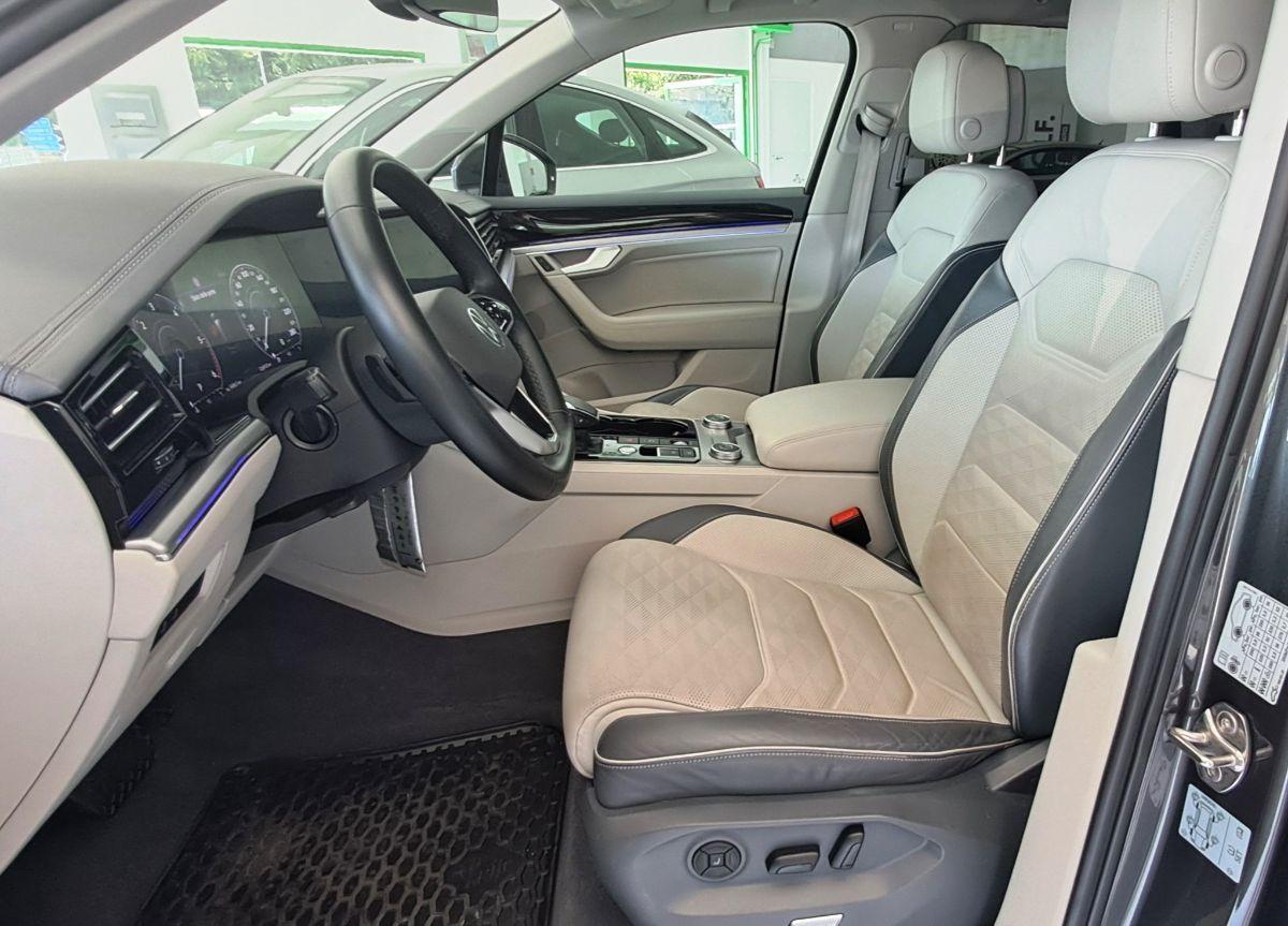 VOLKSWAGEN Touareg 3.0 TDI Advanced