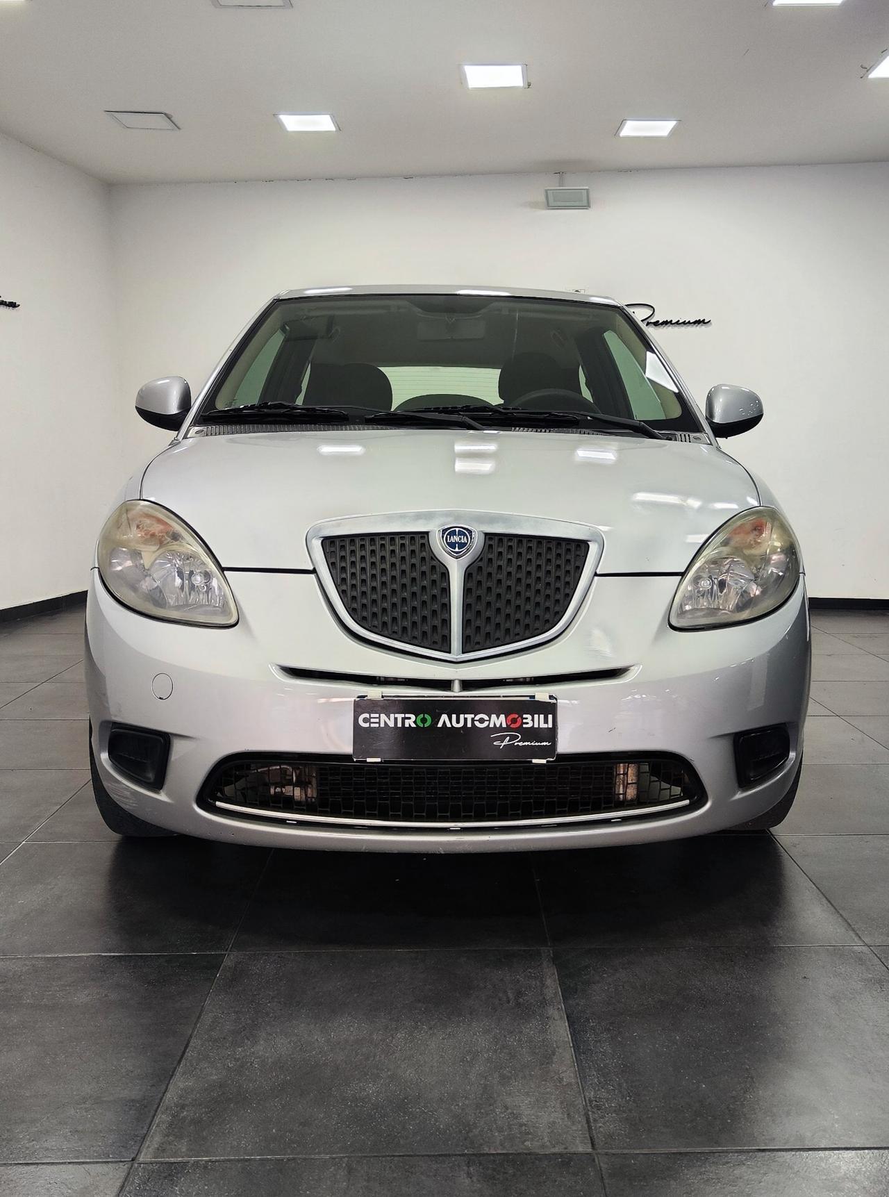 Lancia Ypsilon 1.4 77cv Oro Ecochic GPL
