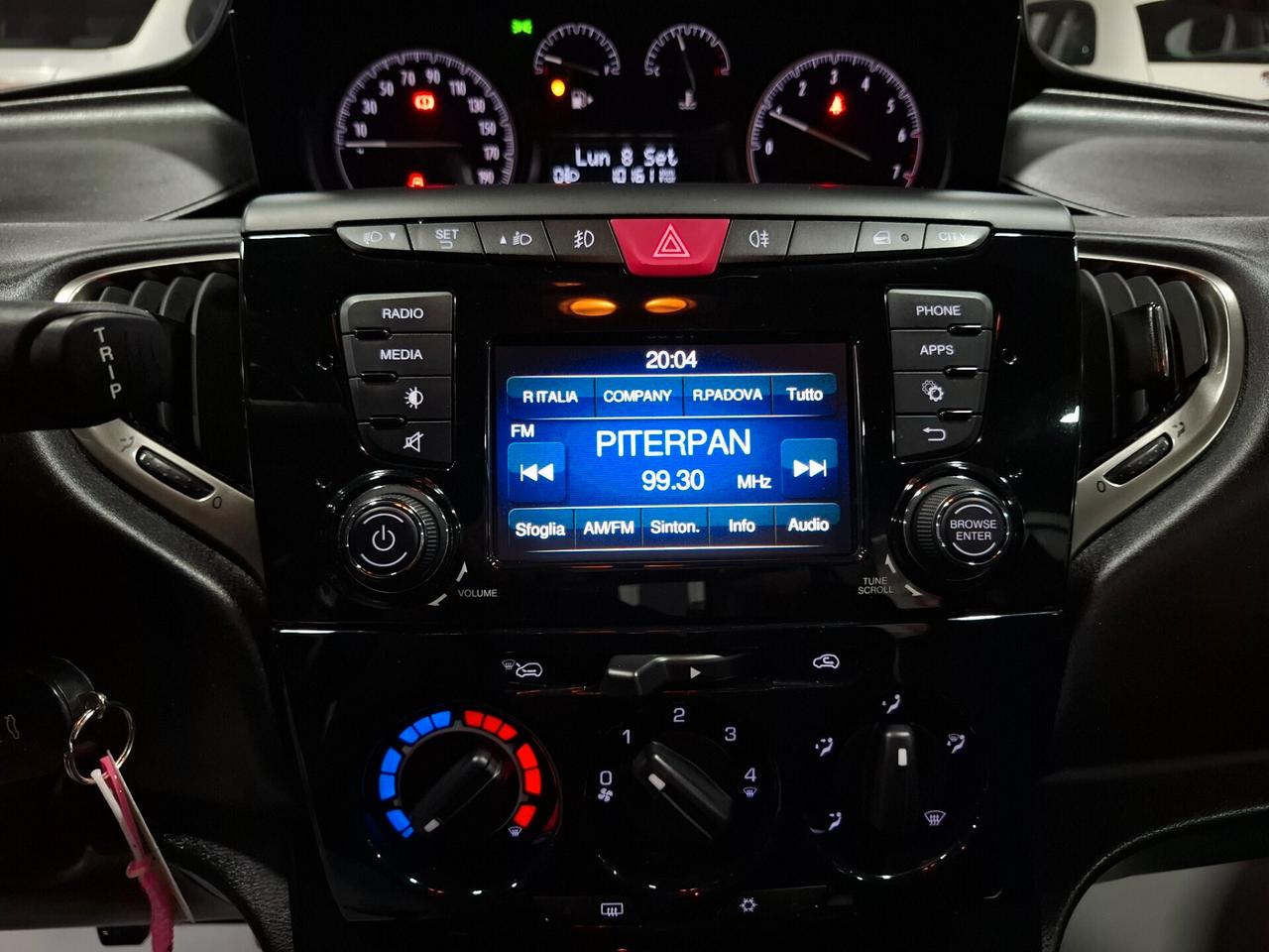 Lancia Ypsilon 1.2 benzina Silver Neopatentato