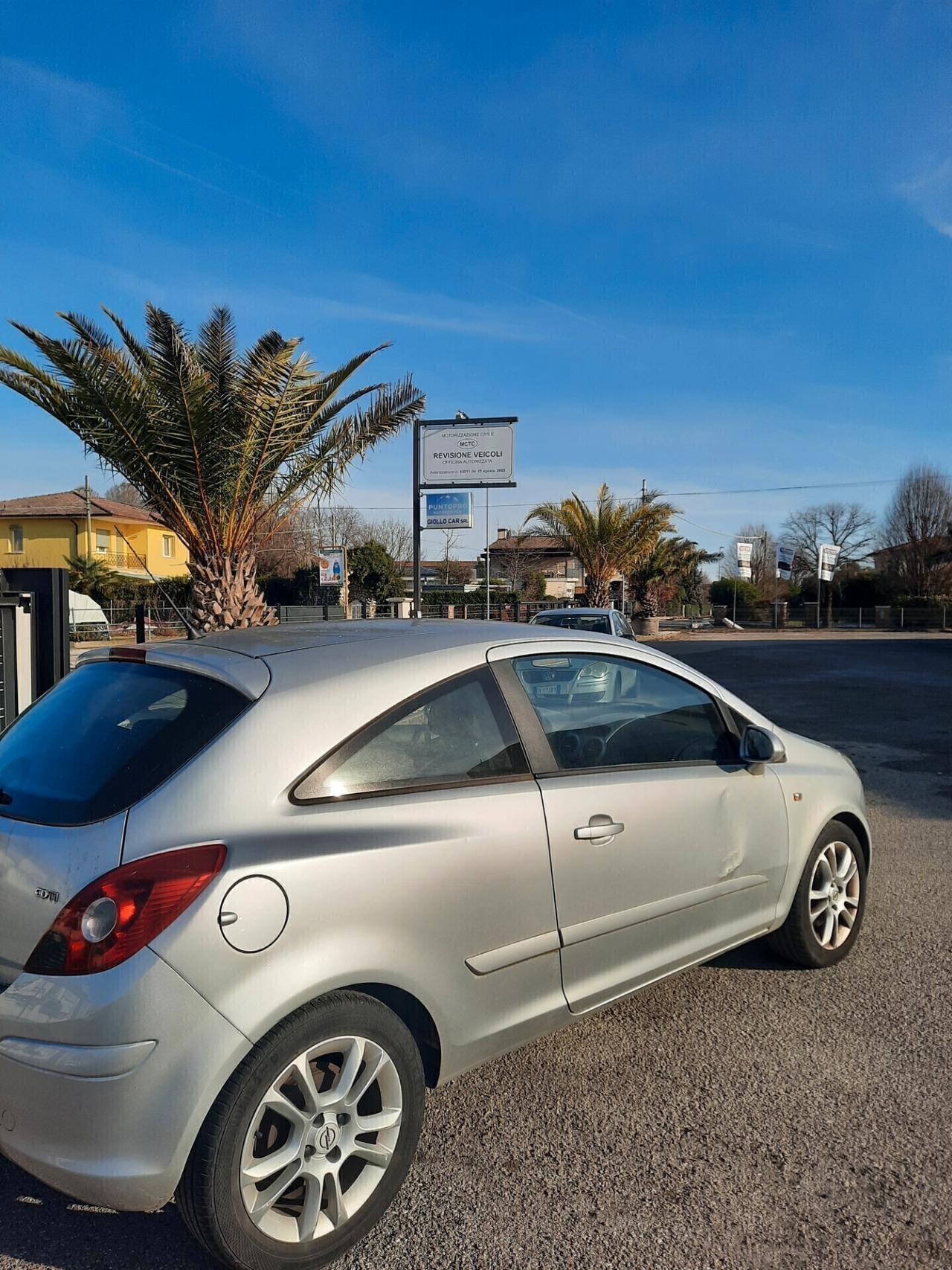 Opel Corsa 1.3 CDTI 90CV 3 porte OK NEOPATENTATI