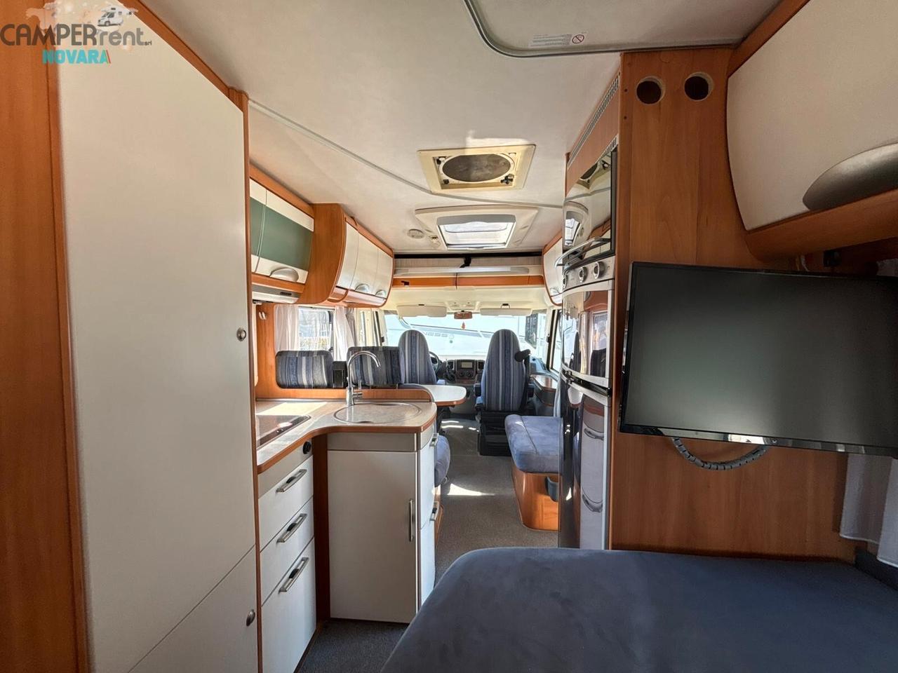 HYMER B654 SL - motorhome con letto alla francese in coda e garage foro 96x87