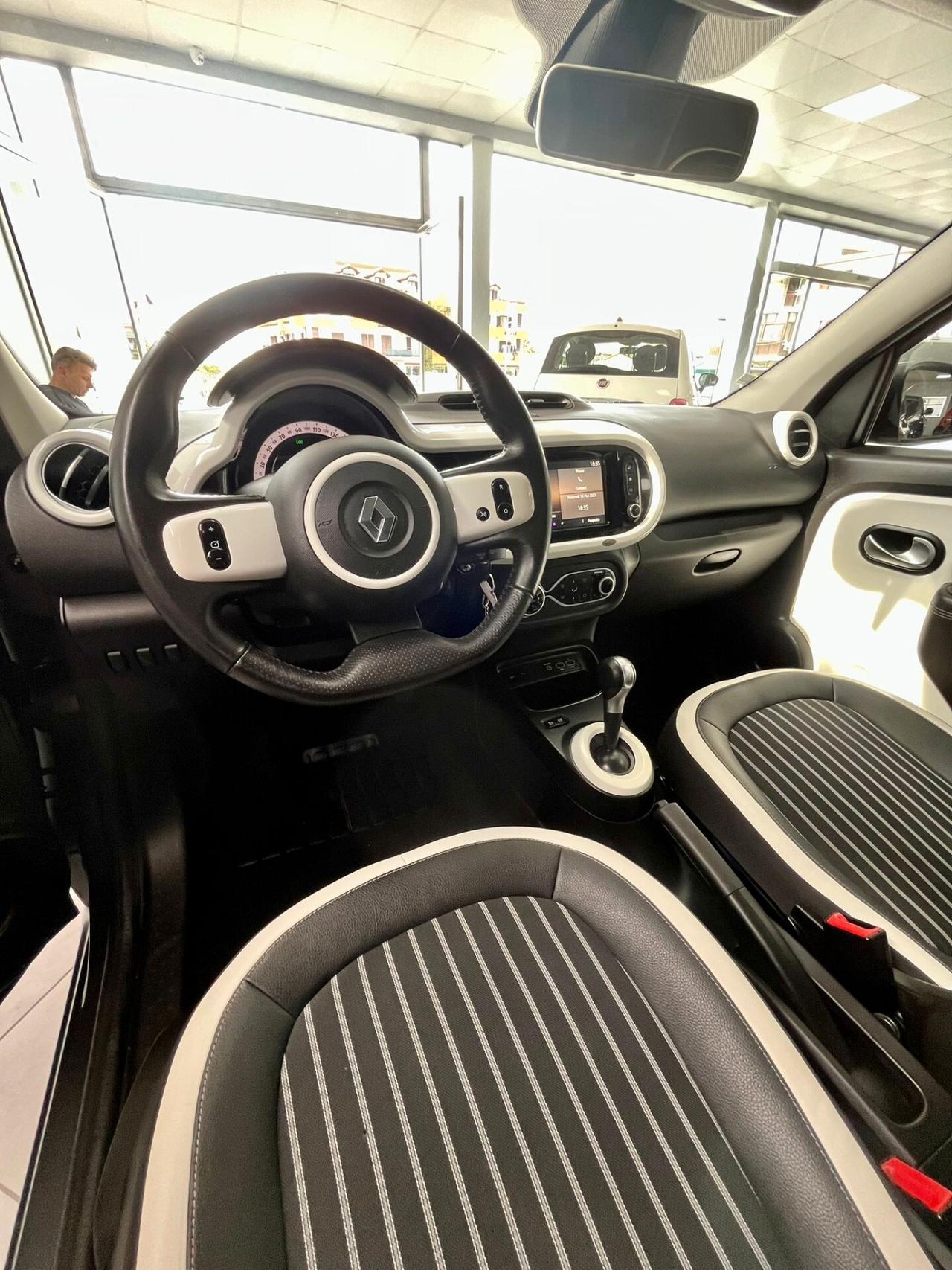 Renault Twingo TCe 95 CV EDC Intens