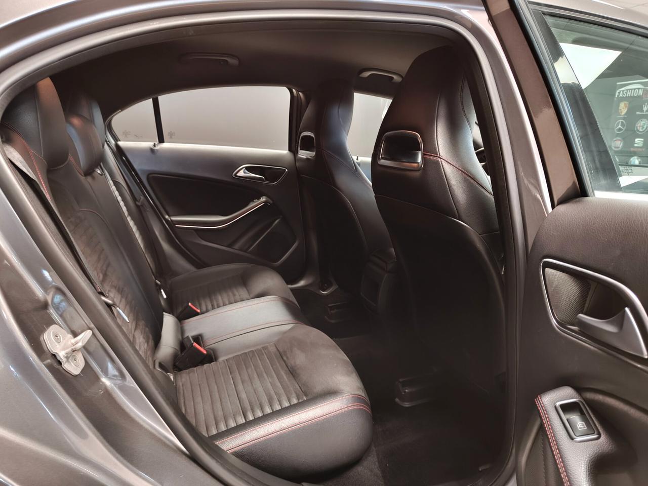 Mercedes-benz A 180 d Premium