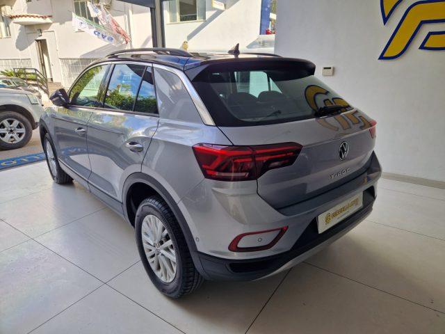 VOLKSWAGEN T-Roc 1.0 TSI Lifetua da ?229,00