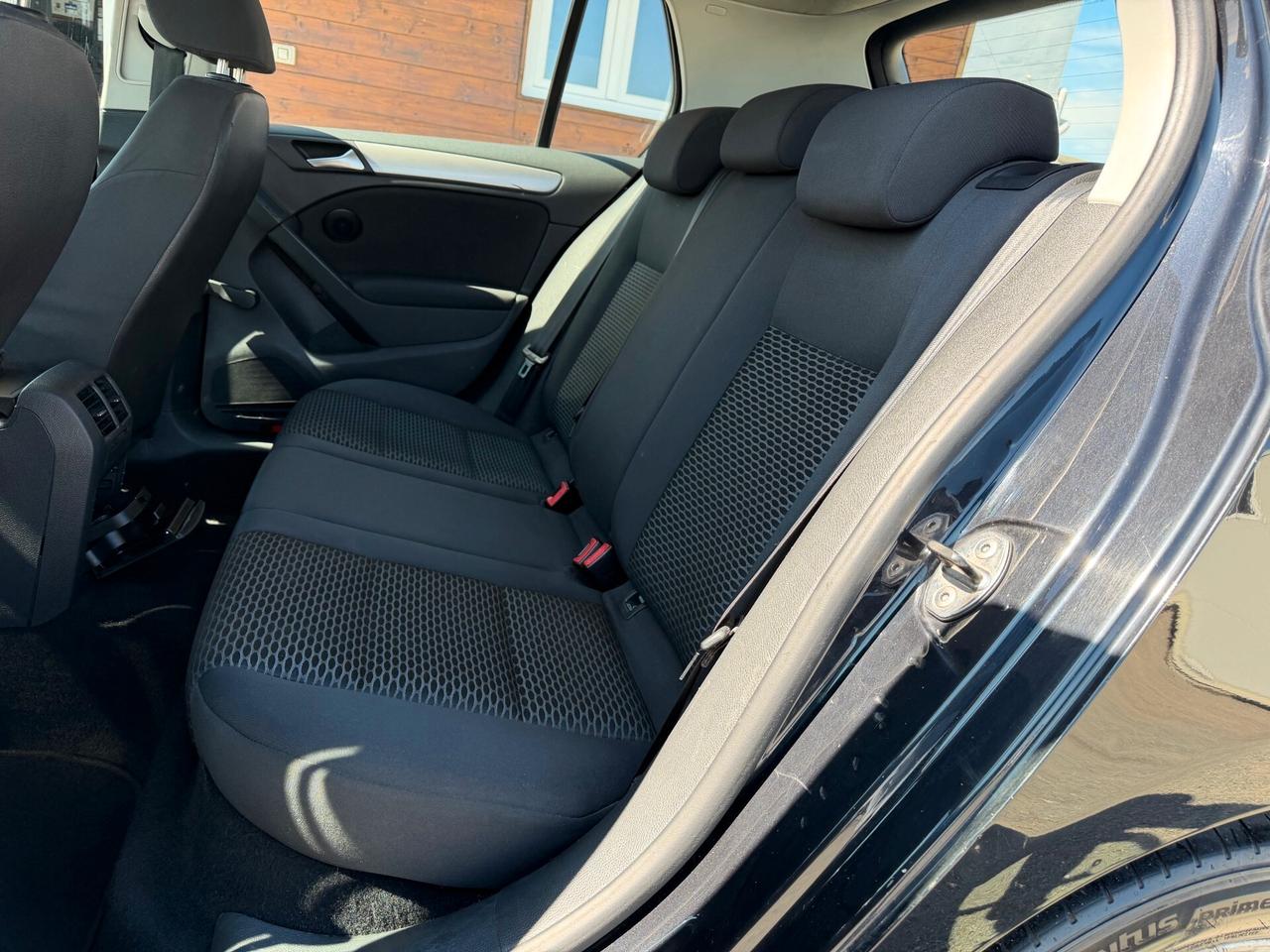 VOLKSWAGEN Golf 6 1.6 TDI 5 porte