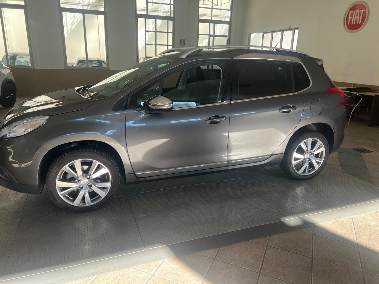 Peugeot 2008 PureTech Turbo 110 S&S Black Matt