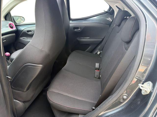 TOYOTA Aygo Connect 1.0 VVT-i 72 CV 5 porte x-wave