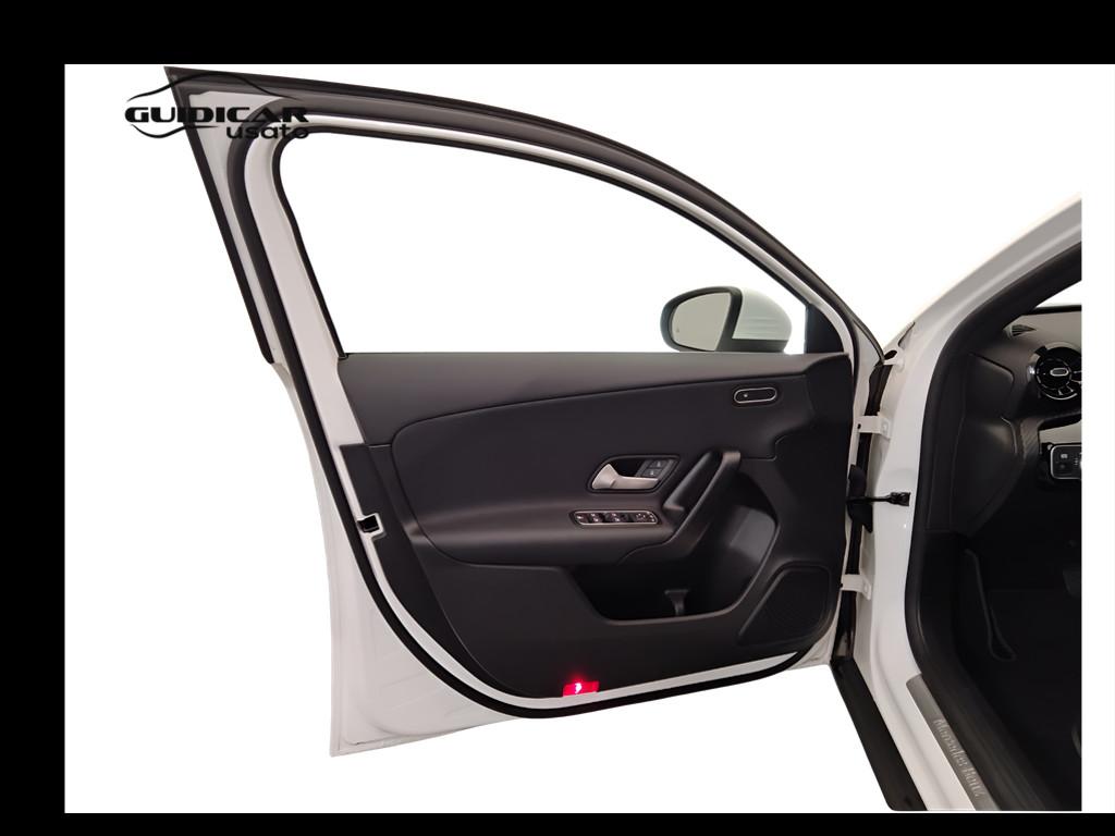 Mercedes-Benz Classe A - W177 2023 - A 180 d Advanced auto