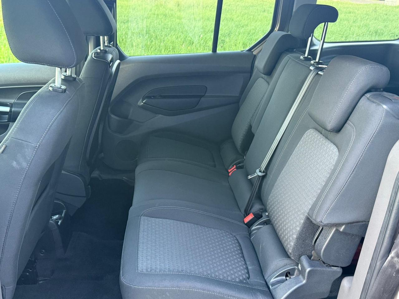 Ford Tourneo Connect Gran 1.5 EcoBlue 120 CV aut. Titanium