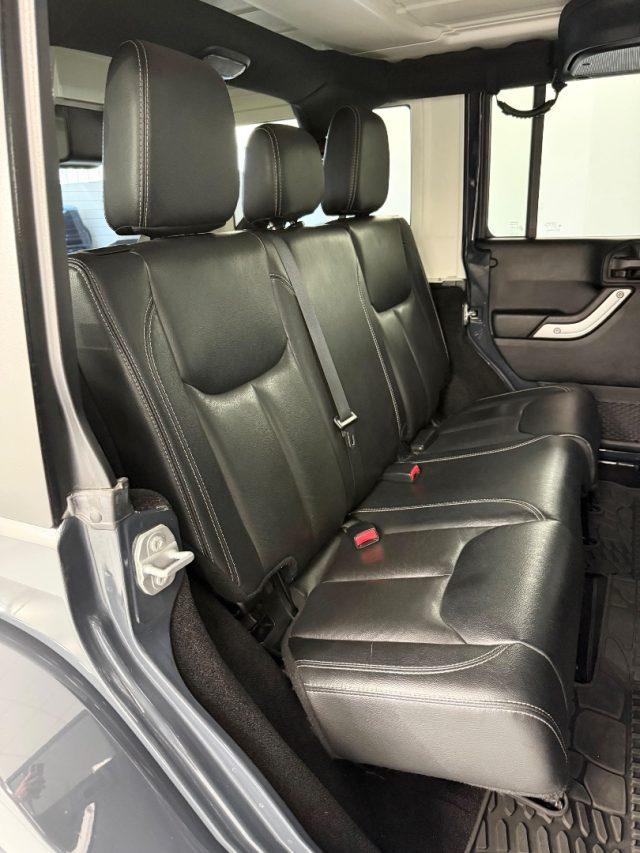 JEEP Wrangler Unlimited 2.8 CRD DPF Sahara Auto E6 "IVA ESPOSTA"