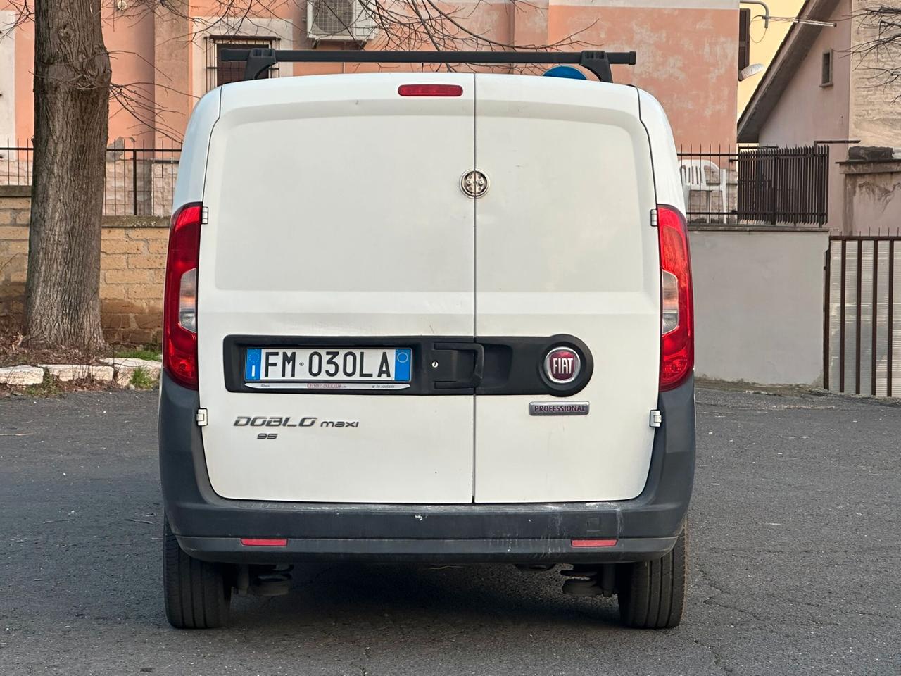 Fiat Doblo Maxi 2017 Diesel Euro6b Autocarro