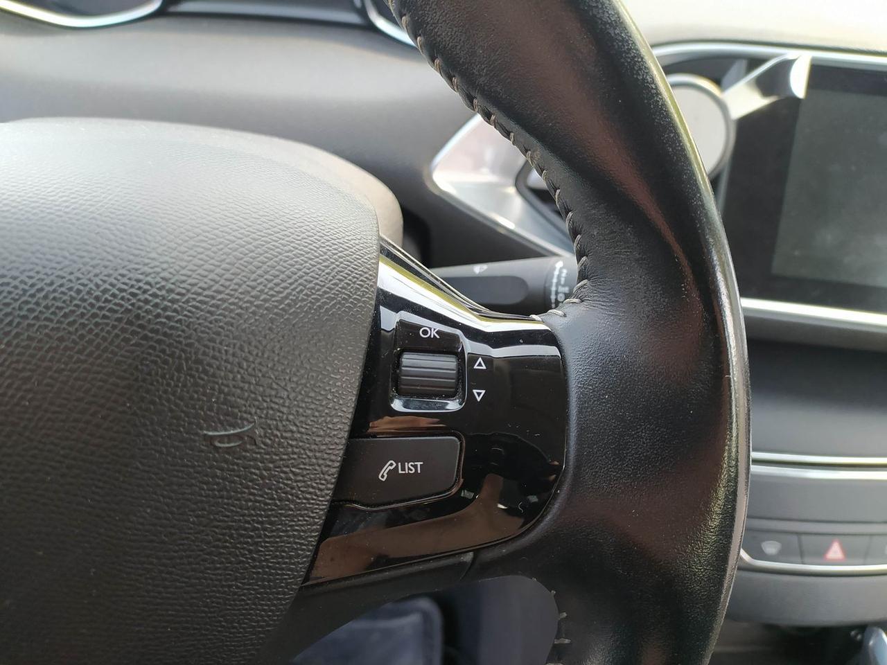Peugeot 308 GT Line 1.6 Blue HDI 120 #6324