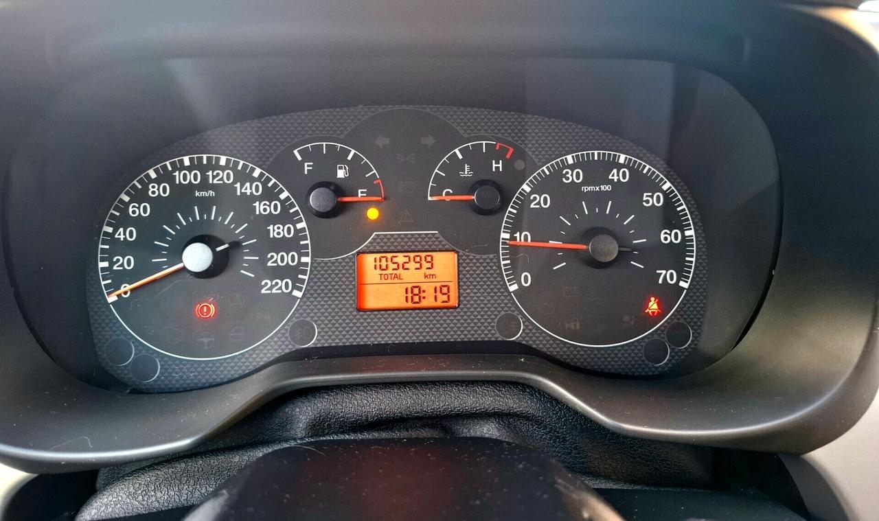 Grande Punto 1.3 MJT 75 CV 5 porte 105000km
