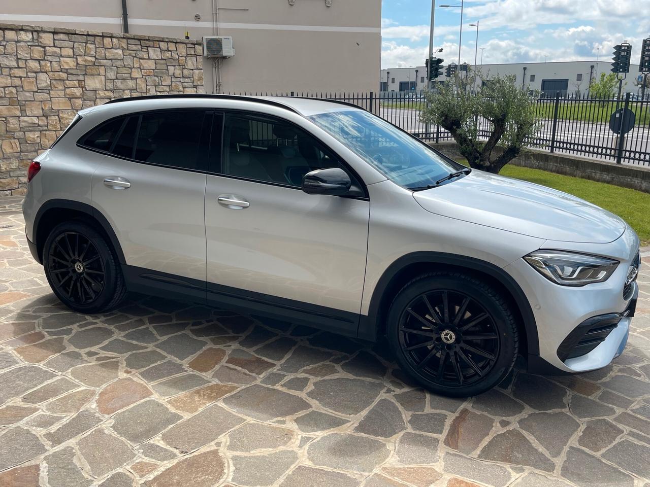 Mercedes-benz GLA 220d Premium 4matic Auto