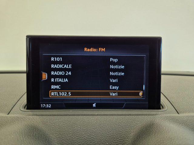 AUDI A3 1.6 TDI S tronic S-Line - NEOPAT. - Sens. Post.