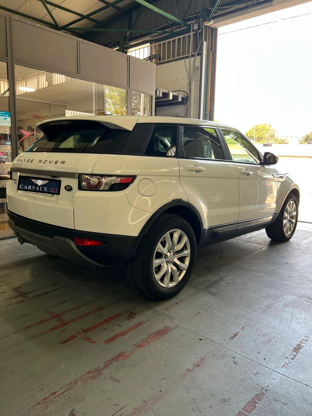 LAND ROVER EVOQUE 2.2 150CV - 2015