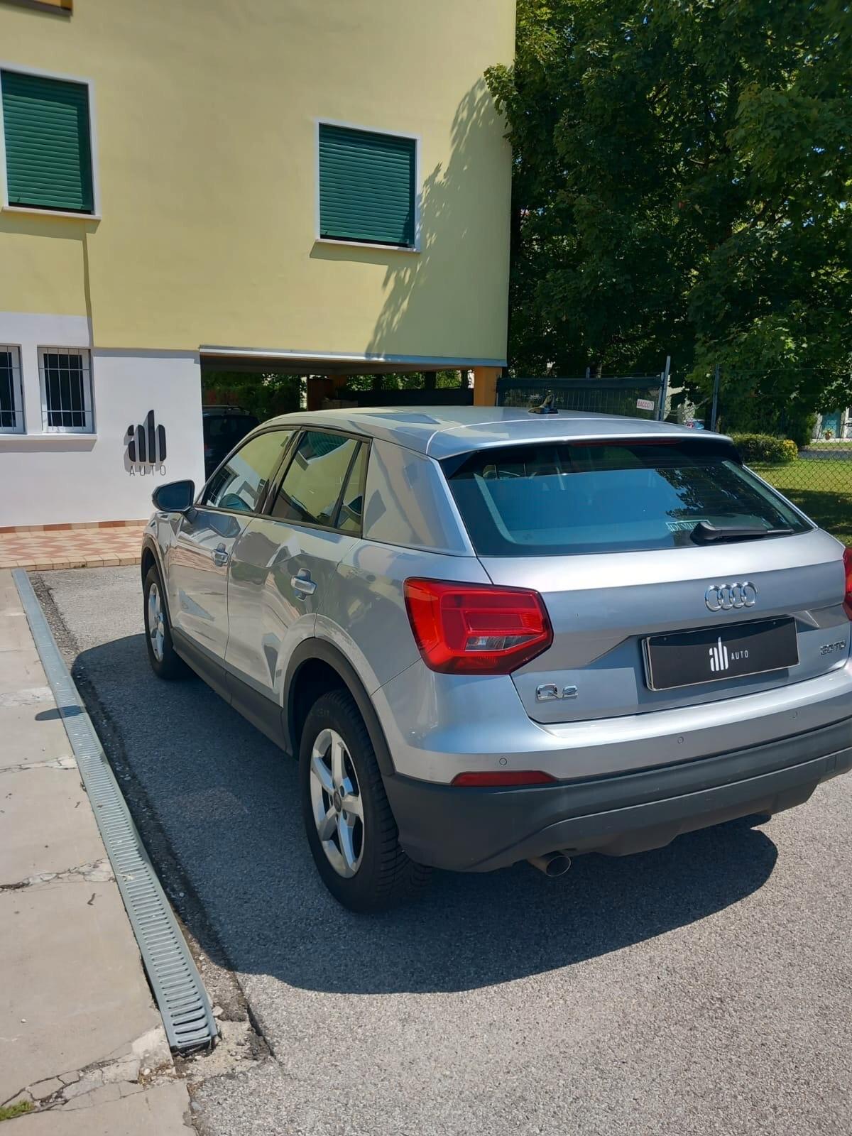 Audi Q2 30 TDI Business