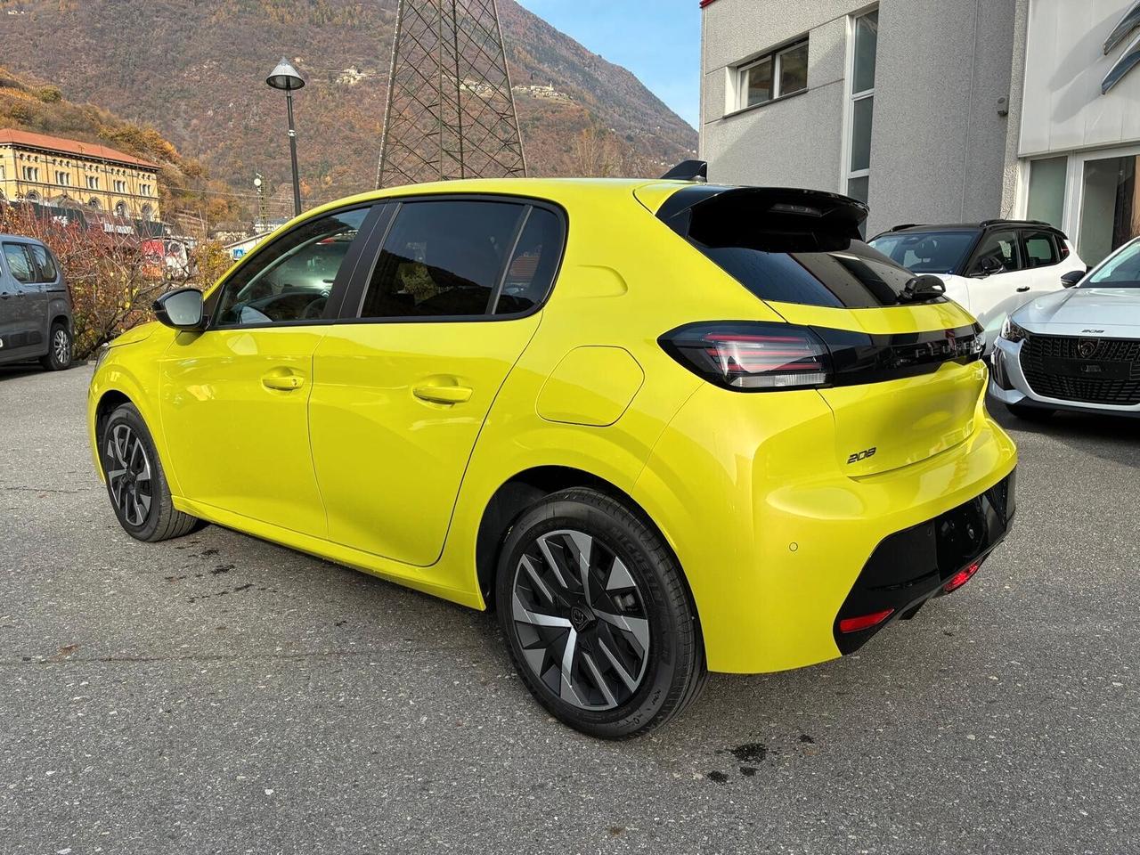 Peugeot 208 1.2 puretech Business s&s 100cv