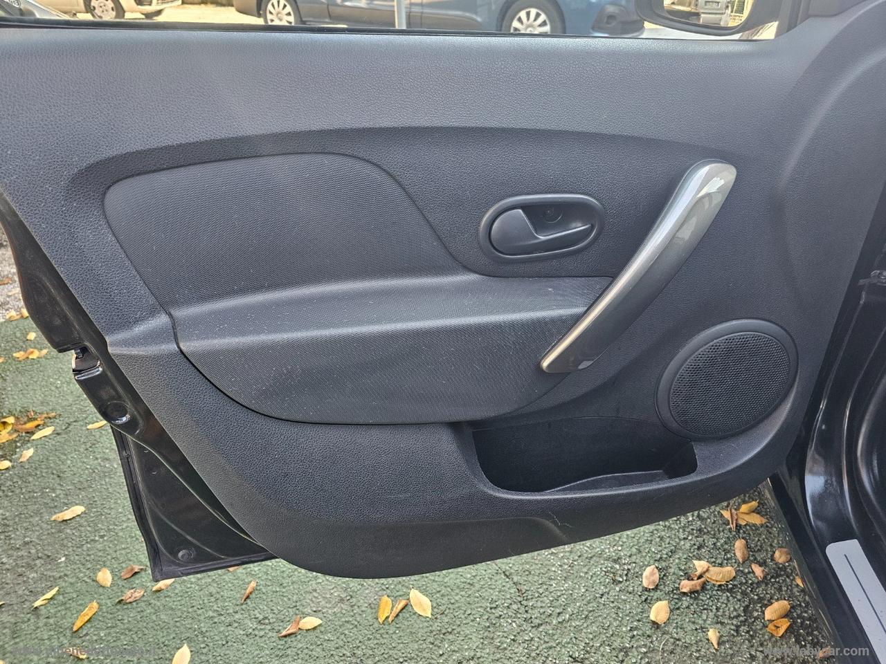 DACIA Sandero 1.2 GPL 75 CV Lauréate