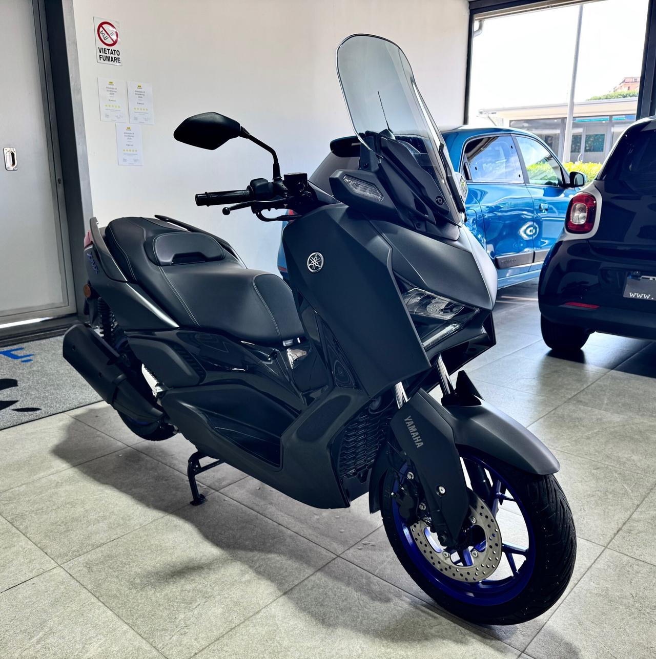 Yamaha X-Max 300 Icon Black