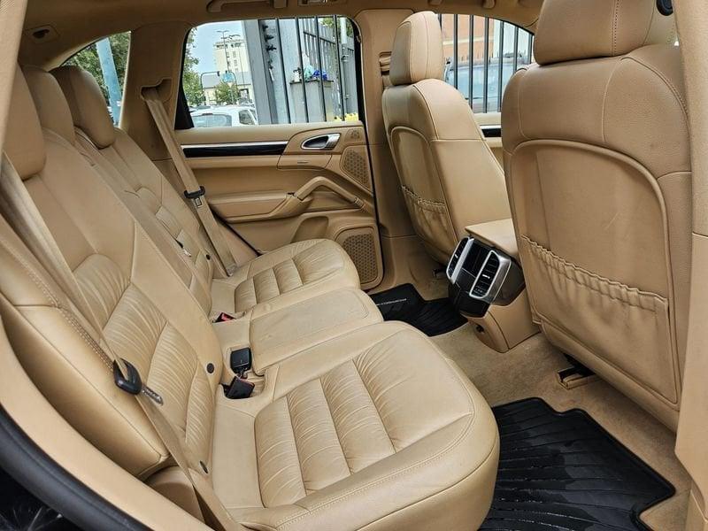 Porsche Cayenne Diesel Platinum Edition