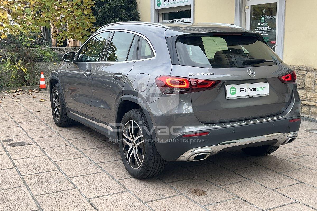 MERCEDES GLA 180 d Automatic Sport Plus