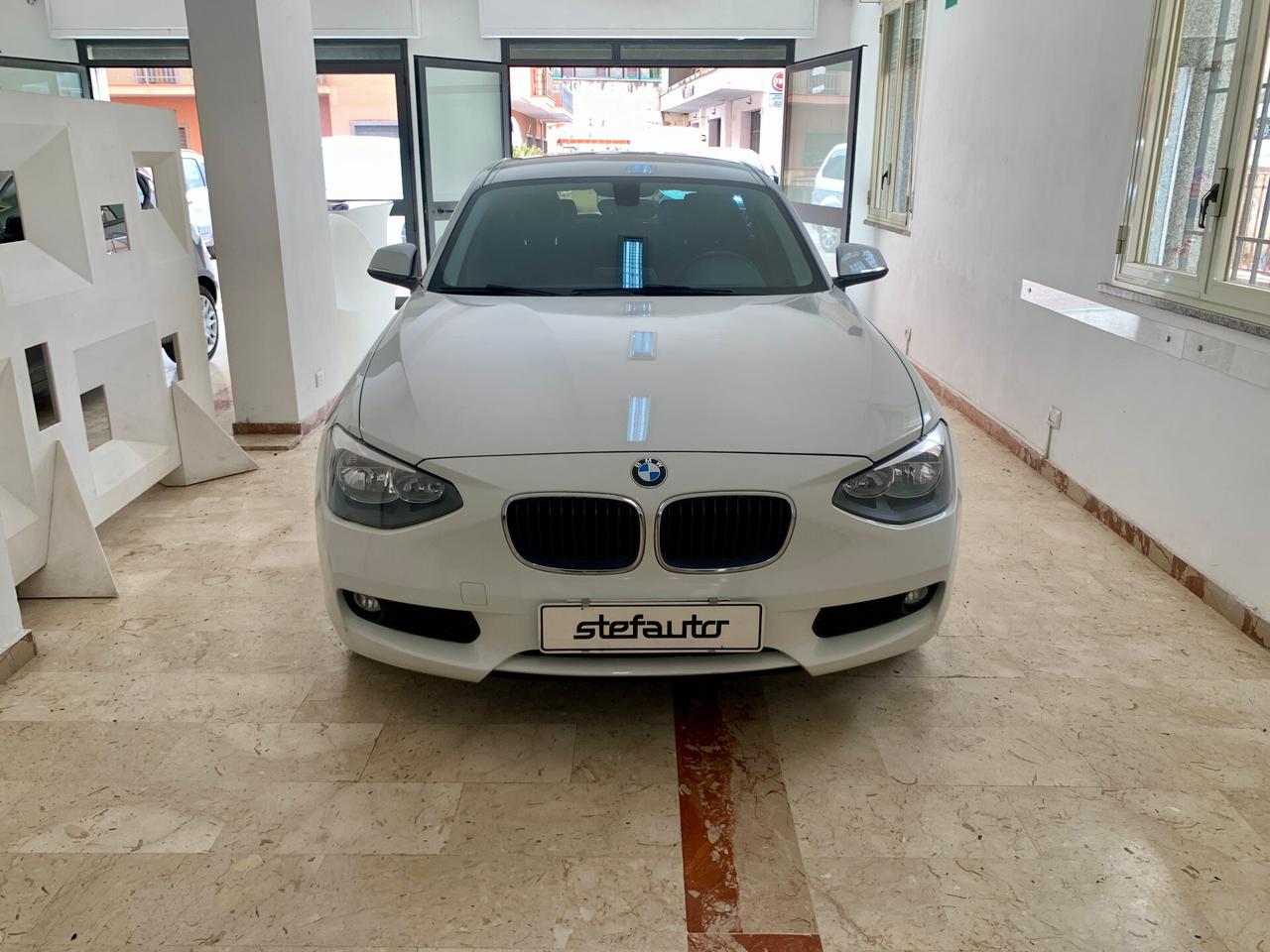 Bmw 118d 5p. Business 150.000km