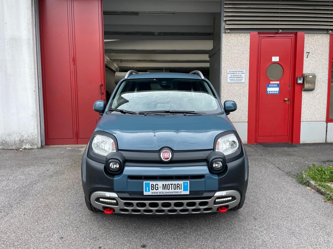 Fiat Panda 1.0 Hybrid City Cross uniro. GARANZIA PERMUTE
