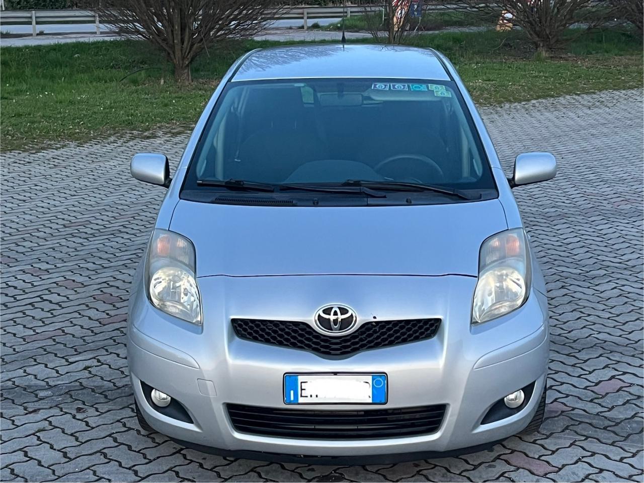 Toyota Yaris 1.4 D-4D DPF 5 porte