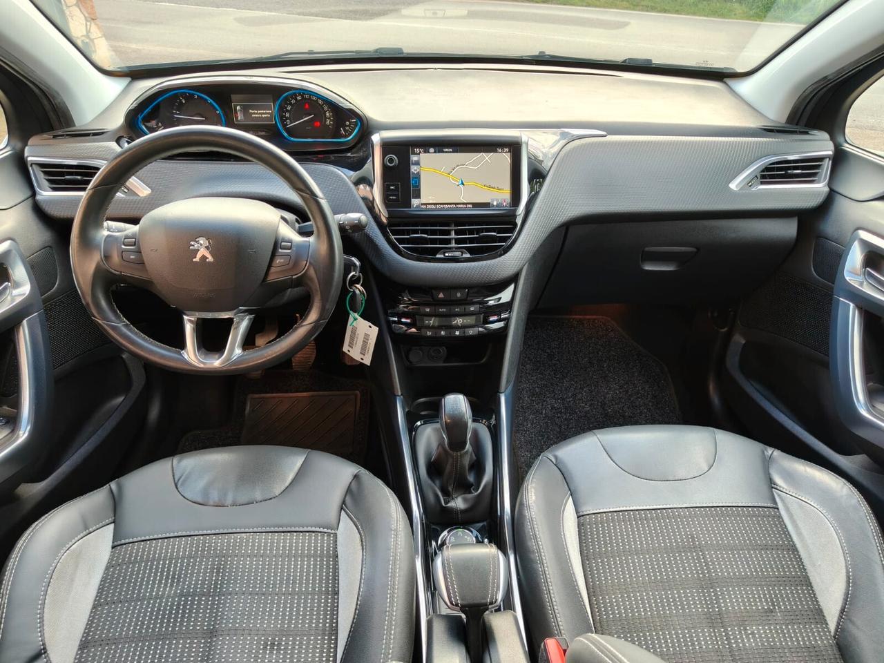 Peugeot 2008 1.6 HDI – Allure - 2014