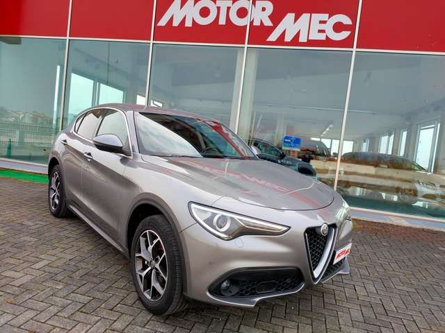 Alfa Romeo Stelvio Stelvio 2.2 D Executive Q4 210cv auto Fatturabile